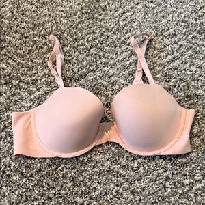Victoria's Secret lightly lined blush/nude bra